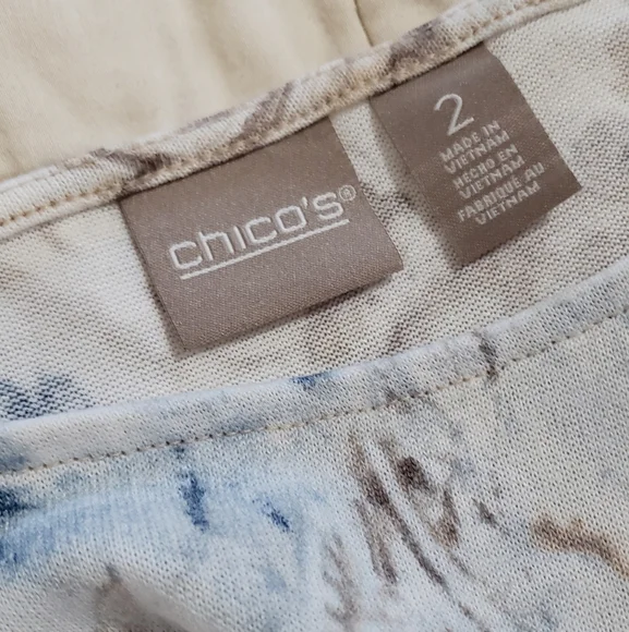 Chicos Blue and Tan Shirt Large Size 2 - Picture 3 of 11